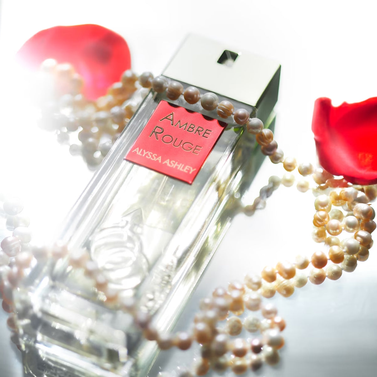 Alyssa Ashley Ambre Rouge EdP
