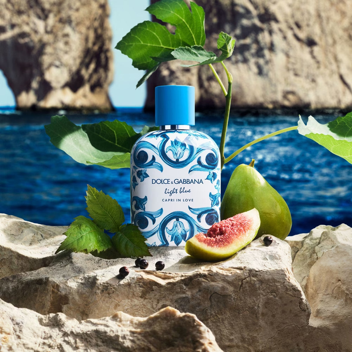 Dolce &amp; Gabbana Light Blue Capri In Love Pour Homme EdP